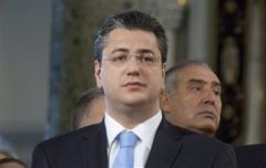 Δημοσκοπική πρωτιά για Α. Τζιτζικώστα