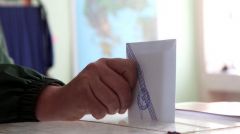 Στα ίδια εκλογικά τμήματα οι επαναληπτικές εκλογές