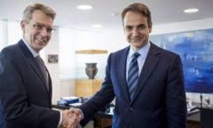 ΝΕΑ ΔΗΜΟΚΡΑΤΙΑ: «Ανυπομονεί» να παραλάβει την αντιλαϊκή σκυτάλη