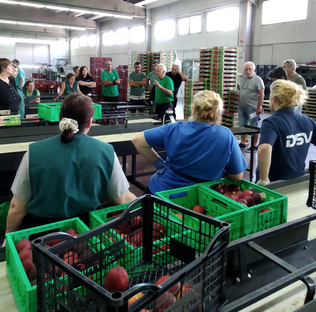 Νάουσα: Περιοδεία υποψήφιων του ΚΚΕ σε συνεταιρισμούς και διαλογητήρια της περιοχής