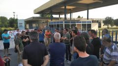 ΕΡΓΑΖΟΜΕΝΟΙ ΕΡΓΟΣΤΑΣΙΟΥ «ΔΕΛΤΑ» ΣΤΟ ΠΛΑΤΥ ΗΜΑΘΙΑΣ: Συνεχίζουν τον αγώνα τους ζητώντας τη διασφάλιση όλων των θέσεων εργασίας