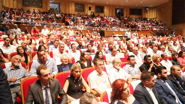 Στις πραγματικές της διαστάσεις!