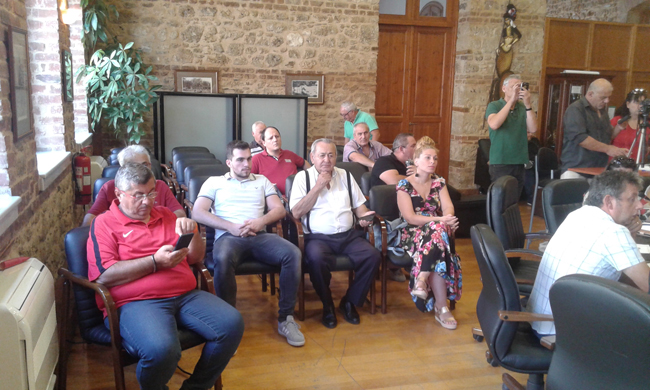 Χωρίς πολίτες…