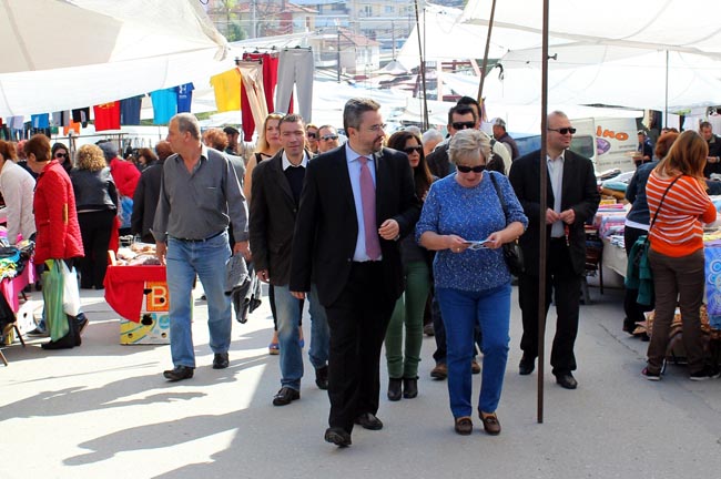 Επίσκεψη υποψηφίου Δημάρχου Βεροίας Ιωάννη Μ.Παπαγιάννη στη λαϊκή αγορά της Βέροιας  