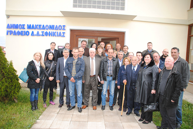 Σε Σφηκιά και Ριζώματα ο Χρήστος Σκουμπόπουλος