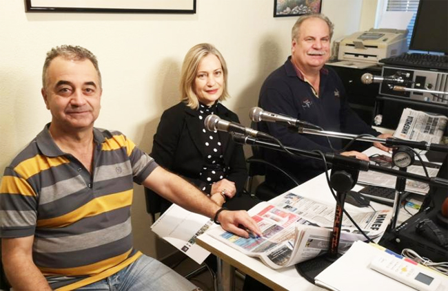 Βίκυ Παπατζίκου : «Το κοινό σήμερα μπαίνει στη γκαλερί και έχει χτίσει πάνω σ' αυτήν»