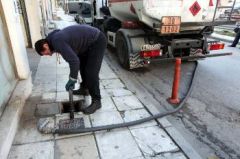 ΠΕΤΡΕΛΑΙΟ ΘΕΡΜΑΝΣΗΣ: Κυβερνητικές «αλχημείες» και αποθέωση του «δέκα σου παίρνω, ένα σου δίνω»