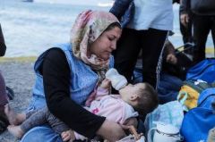 Περισσότερη καταστολή και ένταση του εγκλωβισμού χιλιάδων ανθρώπων