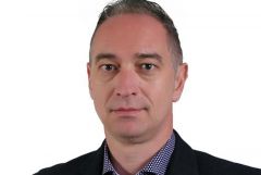 Παραιτήσεις…