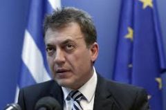 Απατηλά «καθρεφτάκια» για τις εισφορές αυτοαπασχολούμενων και αγροτών
