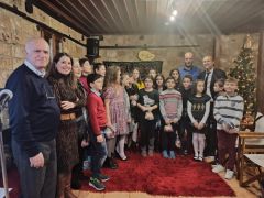 ΛΑΟΓΡΑΦΙΚΟΣ ΣΥΛΛΟΓΟΣ  ΒΛΑΧΩΝ ΒΕΡΟΙΑΣ : Παιδική Χριστουγεννιάτικη γιορτή