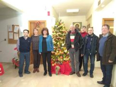 Φρόσω Καρασαρλίδου: Αντάλλαξε δώρα και ευχές, στα Γηροκομεία Νάουσας και Βέροιας