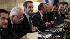 ΣΥΝΕΔΡΙΑΣΗ ΥΠΟΥΡΓΙΚΟΥ ΣΥΜΒΟΥΛΙΟΥ Βαφτίζουν «σεβασμό στο δημόσιο χώρο» τον περιορισμό του δικαιώματος στη διαμαρτυρία