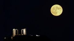 Σήμερα το βράδυ η πρώτη πανσέληνος του έτους και της νέας 10ετίας