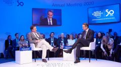 ΕΠΑΦΕΣ ΤΟΥ ΚΥΡ. ΜΗΤΣΟΤΑΚΗ ΣΤΟ ΝΤΑΒΟΣ: Σε αναζήτηση ξένων επενδυτών με «ντελάλη» τα αντιλαϊκά μέτρα