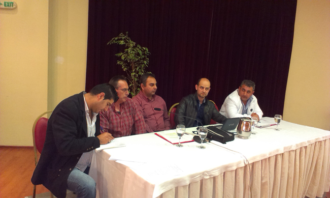 ΣΥΜΜΕΤΟΧΗ ΣTHN ΑΠΕΡΓΙΑ KAI ΟΙ ΠΩΛΗΤΕΣ-ΠΑΡΑΓΩΓΟΙ ΤΩΝ ΛΑΙΚΩΝ ΑΓΟΡΩΝ ΗΜΑΘΙΑΣ