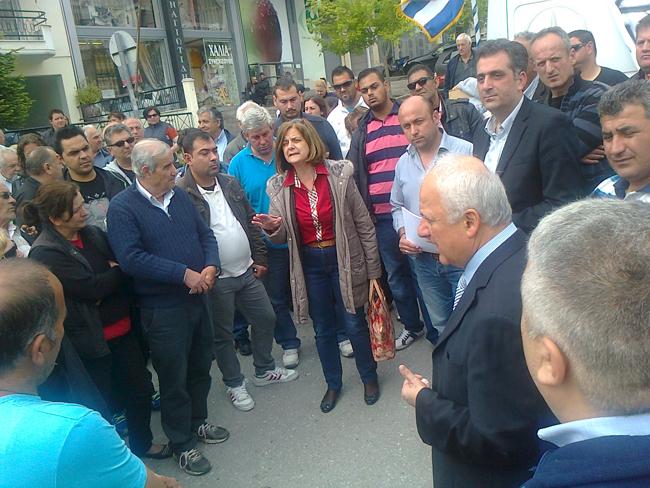 Το ΚΚΕ στο πλευρό των απεργών Παραγωγών και Πωλητών των Λαϊκών Αγορών στη Βέροια