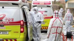 Τραγωδία δίχως τέλος, ξεπέρασαν τις 10.000 οι νεκροί μέχρι σήμερα, μεσημέρι της Παρασκευής