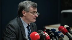 Άλλα 11 κρούσματα, διασωληνωμένοι 67, εκτός ΜΕΘ 39 και δύο θάνατοι το τελευταίο 24ωρο