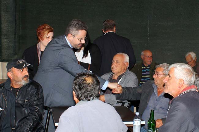 Ο υποψήφιος Δήμαρχος Βέροιας Ιωάννης Μεν. Παπαγιάννης σε περιοδεία στο κάτω Μακροχώρι.