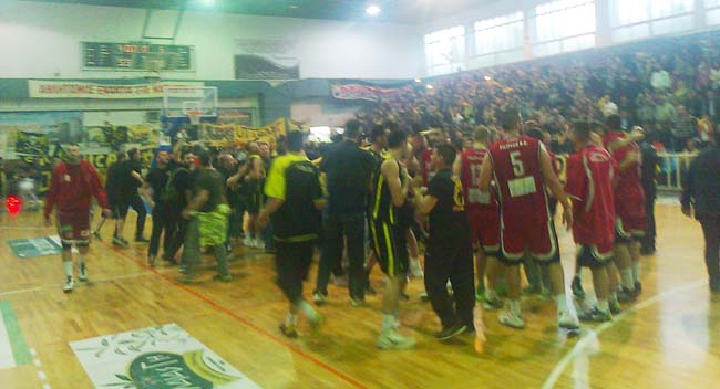  Γιόρτασε η ΑΕΚ στη Βέροια την άνοδο στην Α1 στο μπάσκετ