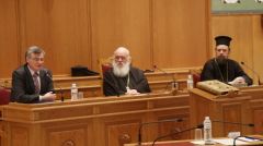 ΙΕΡΑ ΣΥΝΟΔΟΣ: Ανυπόστατος ο αφορισμός από τον Αμβρόσιο