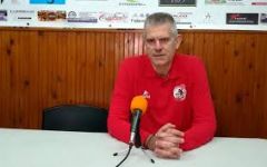 Σε θετική κατεύθυνση