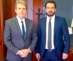 Συνάντηση εργασίας, για θέματα εφ’ όλης της ύλης, πραγματοποίησε ο Τάσος Μπαρτζώκας με τον Υπουργό Προστασίας του Πολίτη, κ. Μιχάλη Χρυσοχοΐδη