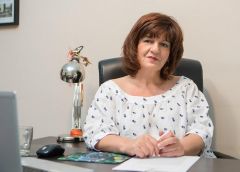 Φρόσω Καρασαρλίδου: ΞΕΜΕΙΝΕ ΑΠΟ ΜΟΝΙΜΟ ΚΑΙ ΕΠΟΧΙΑΚΟ ΠΡΟΣΩΠΙΚΟ Ο ΕΛΓΑ