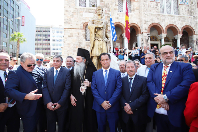Εδώ δεν έχει «συνωστισμό»;