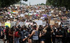 Η μεγαλύτερη συγκέντρωση μέχρι τώρα για την δολοφονία του Τζορτζ Φλόιντ