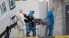 Στους 456 χιλιάδες οι θάνατοι σε όλο τον κόσμο. 8,5 εκατομμύρια τα επιβεβαιωμένα κρούσματα