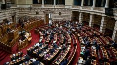 Υψηλοί τόνοι, κοκορομαχίες και συγκάλυψη των πραγματικών αιτιών του σκανδάλου «Novartis»