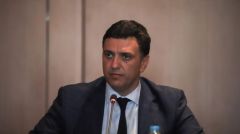 ΚΟΡΟΝΟΪΟΣ: Τη νεολαία στοχοποιεί ο υπουργός Υγείας για την αύξηση των κρουσμάτων