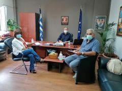 Επίσκεψη Φρόσως Καρασαρλίδου στο Νοσοκομείο Βέροιας στις 31/8
