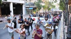 ΠΑΝΕΛΛΗΝΙΟΣ ΜΟΥΣΙΚΟΣ ΣΥΛΛΟΓΟΣ: «Τώρα που μας κλείνουν τα μικρόφωνα, δυναμώνουμε τη φωνή μας να ακουστεί παντού!»