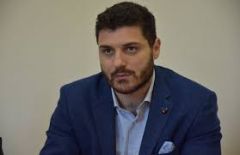 Δ. Τεμπονέρας: Μέγα ψεύδος ότι θα λάβουν όλοι 800 ευρώ