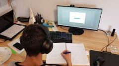 Μερικές σκέψεις για την τηλε«εκπαίδευση» στα σχολεία μας