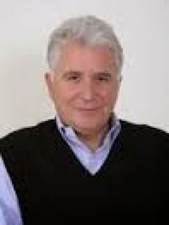 Οι «αντισυστημικοί»…αγκαλιά με τους συστημικούς !