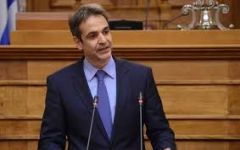 Θεωρεί «ατομική ευθύνη» το πόσοι θα είναι υγιείς μέχρι τον εμβολιασμό