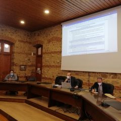  Σύσκεψη στο Δημαρχείο Βέροιας για τον περιορισμό της πανδημίας σε τοπικό επίπεδο