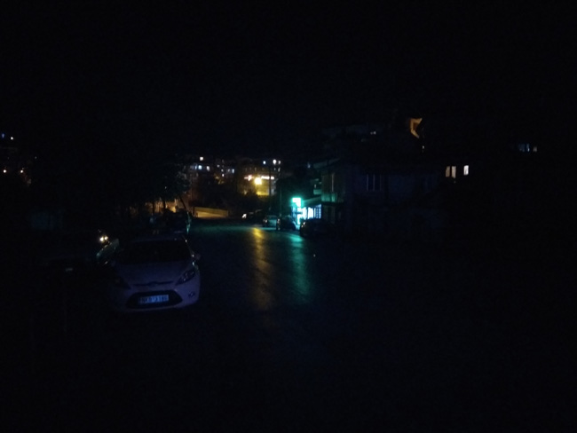 Γιατί πάλι στα σκοτάδια η Θερμοπυλών;