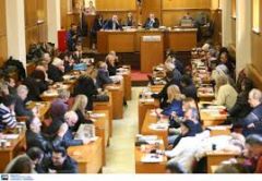 ΠΕΡΙΦΕΡΕΙΑΚΟ ΣΥΜΒΟΥΛΙΟ ΚΕΝΤΡΙΚΗΣ ΜΑΚΕΔΟΝΙΑΣ: Ζητά την αποπομπή της παράταξης της Χρυσής Αυγής από το Συμβούλιο