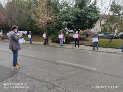 ΕΡΓΑΤΙΚΟ ΚΕΝΤΡΟ ΝΑΟΥΣΑΣ: Πραγματοποίησε κινητοποίηση έξω από το Νοσοκομείο Νάουσας