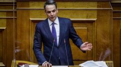 «Δομικές μεταρρυθμίσεις» και ζεστό χρήμα τάζει στο κεφάλαιο ο πρωθυπουργός