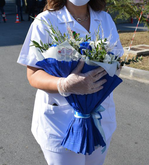 Το…γαλανόλευκο μπουκέτο!