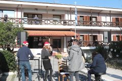 Νότες ελπίδας και αισιοδοξίας στο Νοσοκομείο και το Γηροκομείο Νάουσας.Συμβολικές μουσικές δράσεις με την υποστήριξη του Δήμου Νάουσας