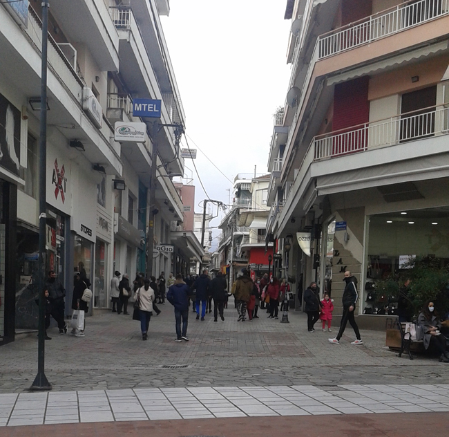 Γιατί άραγε άνοιξαν;