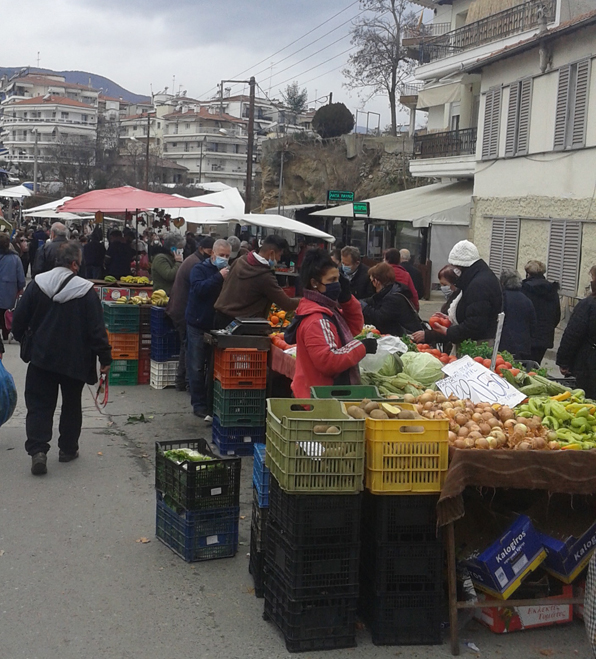 Στη Λαϊκή Αγορά δεν υπάρχει «συνωστισμός»;