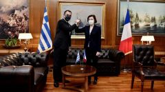 Έπεσαν οι υπογραφές για τα «Rafale», σειρά έχουν οι φρεγάτες αυξάνοντας τον λογαριασμό για τον λαό